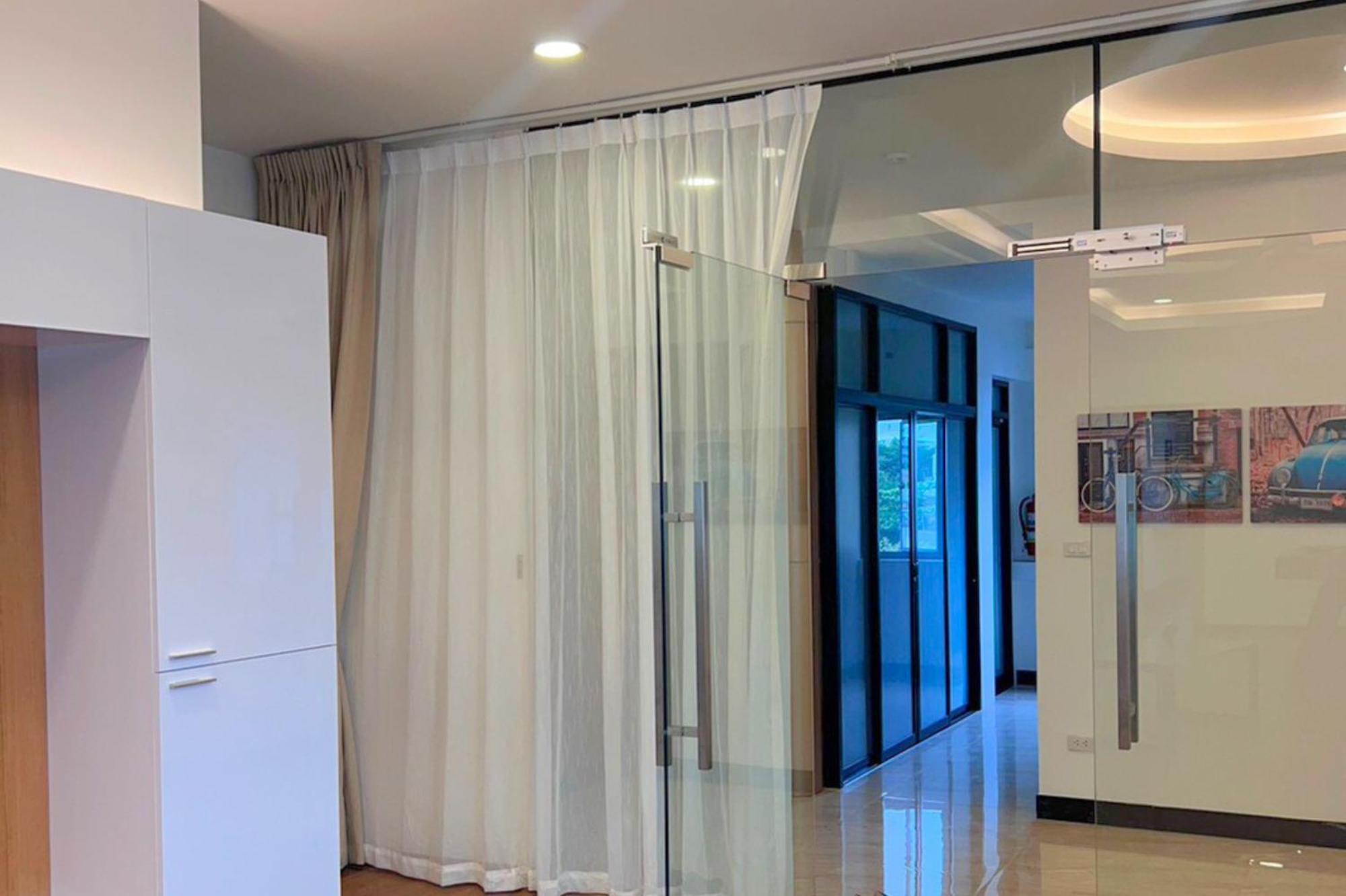The Lodge Pattaya Exterior photo