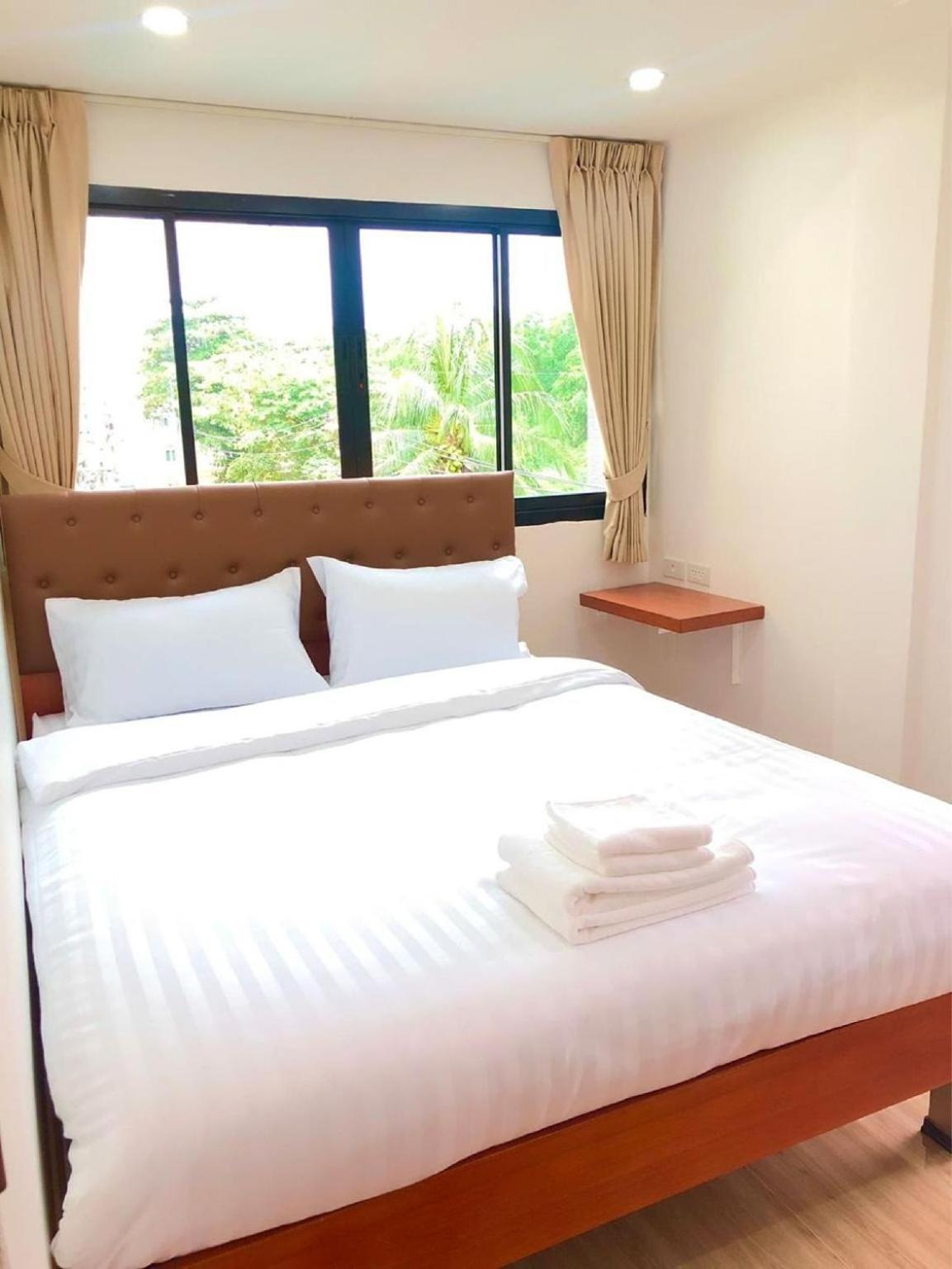 The Lodge Pattaya Exterior photo